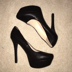 Jessica Simpson Black Stilettos